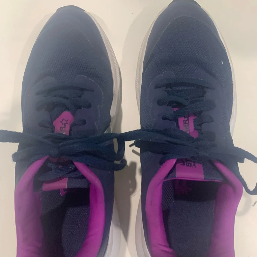 Girls Navy purple Nike Athletic Shoes star run 4.5 Y activewear sneakers youth